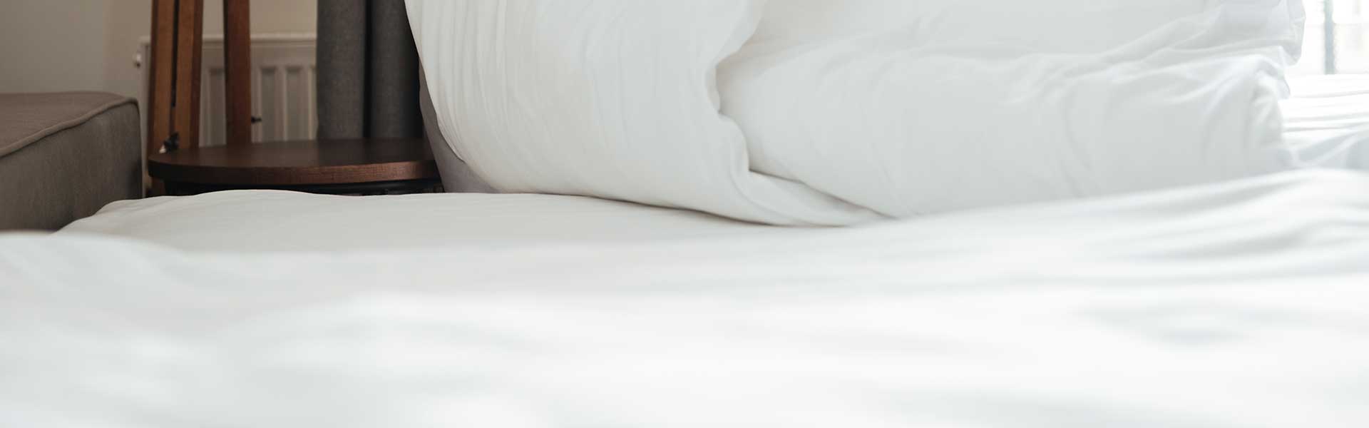 3 razones por las que las sábanas de hotel son blancas